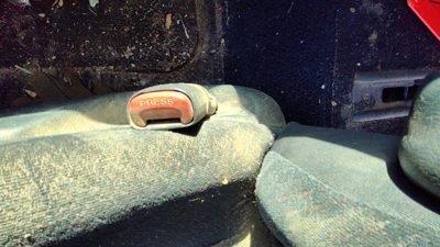 2001-2004 Dodge Caravan Driver Left Front Seat Belt Buckle Receiver Oem Blue