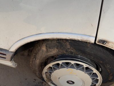 1993 Olds Eighty Eight Passenger Right Rear Moulding On Door Wheel Oem White