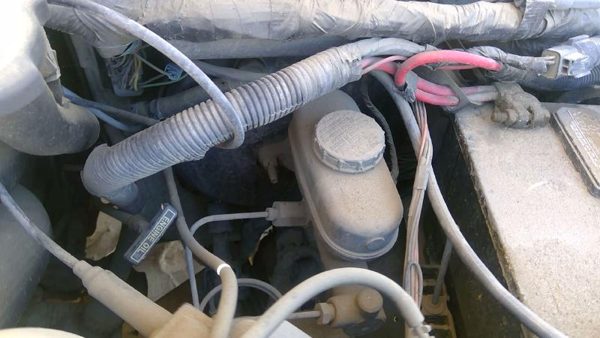 1992-1993 Ford Van E150 Power Brake Booster With Master Cylinder Pair Set Oem — photo 4