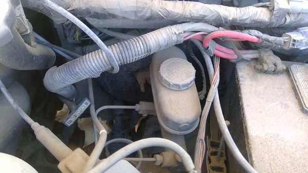 1992-1993 Ford Van E150 Power Brake Booster With Master Cylinder Pair Set Oem — photo 7
