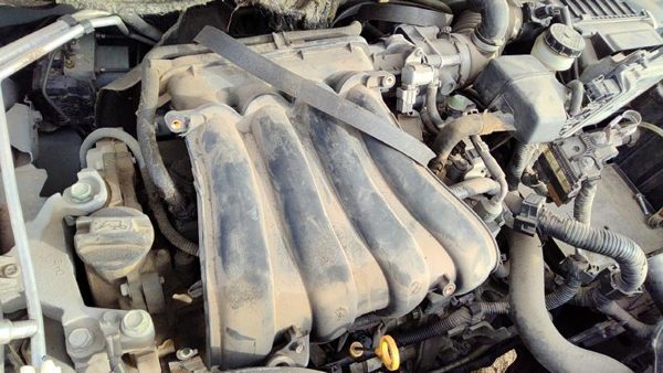 2007-2012 Nissan Sentra Valve Cover Oem 2.0L 13264Et00b — photo 3