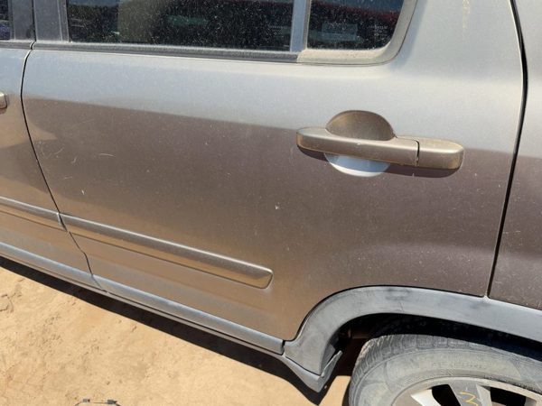 2005 Honda CR-V Rear Door LH Gold — photo 3