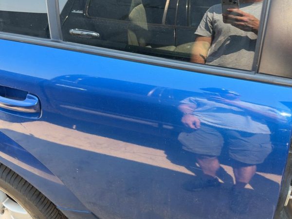 2005 Saturn Vue Rear Door RH Pacific Blue 91U — photo 5