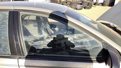 1996-2000 Saturn Sl1 Passenger Right Front Side Window Door Glass Oem 21098674