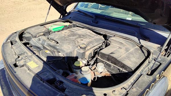2006 Land Rover LR3 — vehicle photo 2