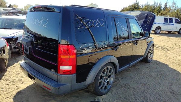 2006 Land Rover LR3 — vehicle photo 6