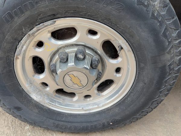 1996-2002 Chevy Express Van 2500 16" Aluminum Wheel Oem Factory 8 Lug Rim Oem #2 — photo 2
