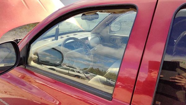 1998-2003 Dodge Durango Driver Left Front Side Window Door Glass Oem 55256303ac — photo 2