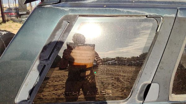 90-95 Nissan Pathfinder Passenger Right Rear Quarter Glass Back Side Window Oem — photo 3