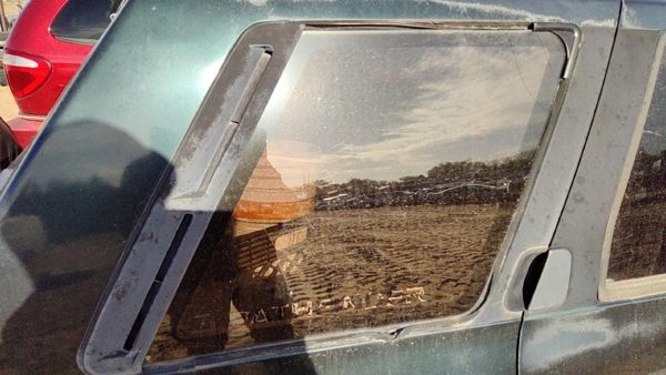 90-95 Nissan Pathfinder Passenger Right Rear Quarter Glass Back Side Window Oem — photo 4