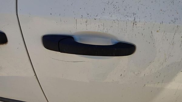 08-09 Dodge Grand Caravan Passenger Right Front Outside Door Handle White Pw1 — photo 1