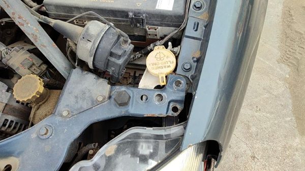 2002-2004 Chrysler 300M Windshield Washer Fluid Reservoir With Pump Wiper Tank — photo 1