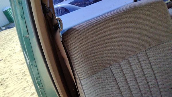1988 Ford F150 Passenger Right Front Seat Belt Retractor OEM Shoulder Tan — photo 1