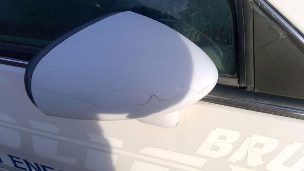 1991-1994 Chevy Caprice Passenger Right Side Mirror Door Mounted Oem White — photo 1
