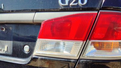 1999-02 Infiniti G20 Passenger Right Tail Light Brake Lamp Oem Rear Lid Mounted