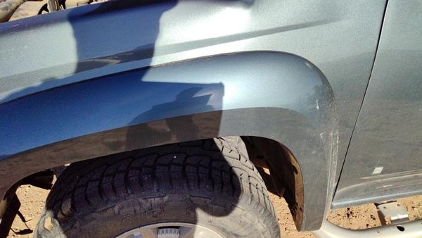 04-12 Gmc Canyon Driver Left Front Wheel Flare Moulding Fender Stealth Gray 46U — photo 5