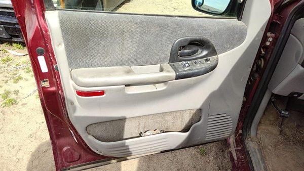 01-02 Venture Driver Left Front Door Trim Panel With Master Switch Gray 14D — photo 1