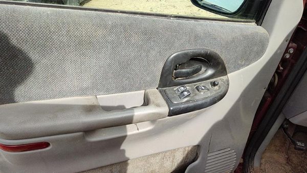 01-02 Venture Driver Left Front Door Trim Panel With Master Switch Gray 14D — photo 4