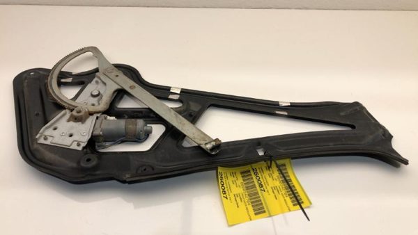 02-06 Sprinter Van 3500 Passenger Right Front Power Window Regulator With Motor — photo 1