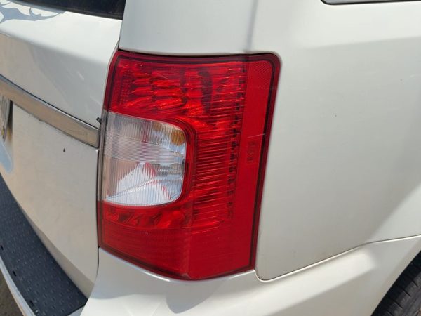 2011-2016 Chrysler Town & Country Passenger Right Tail Light Brake Lamp Oem Rear — photo 2