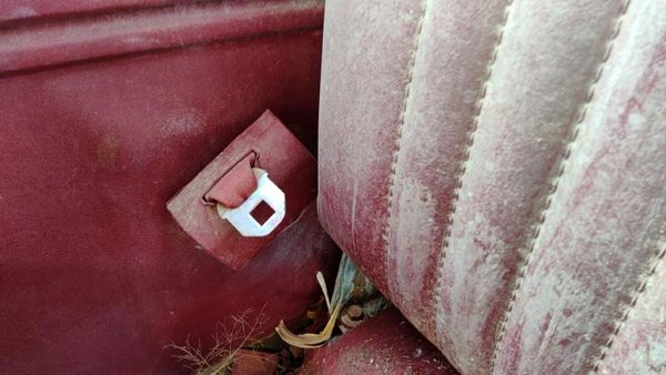 1988 Ford F150 Front Seat Belt Red Right Rear Retractor — photo 2
