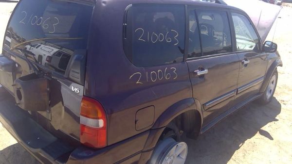 2002 Suzuki Grand Vitara — vehicle photo 7