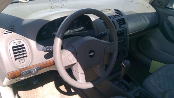 2004 Chevy Malibu — vehicle photo 3