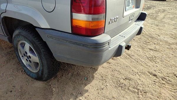 1993-1995 Jeep Grand Cherokee Rear Bumper Cover Assembly Oem Back 55032692 — photo 9
