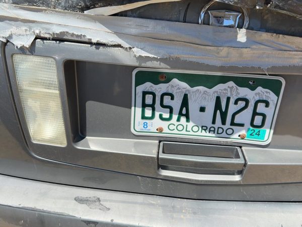 04-09 Srx License Plate Trim Surround Panel Oem Tail Trunk Finish Silver 42U — photo 2