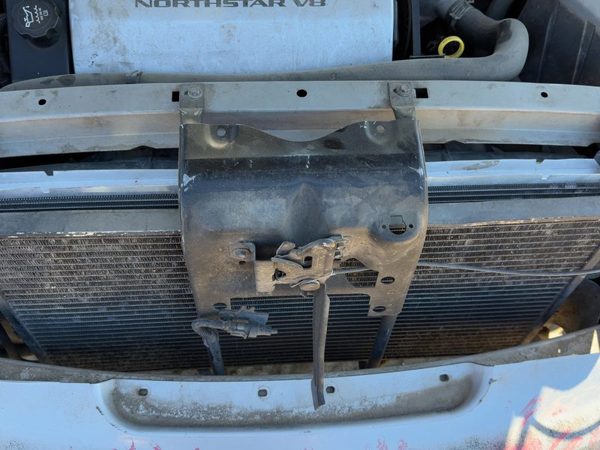 2005 Cadillac Deville Radiator Support — photo 2