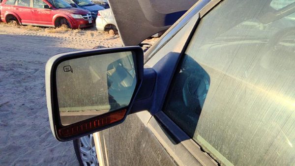 2007-2011 Ford Expedition Driver Left Side Mirror Door Mounted Oem Ua Black — photo 4