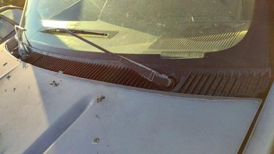 1988-1994 Chevy Suburban Windshield Wiper Cowl Vent Trim Panel Oem Cover