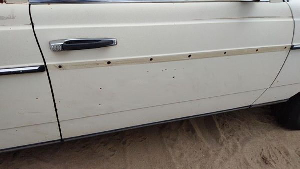 1980 Mercedes 300d Front Door RH White — photo 1