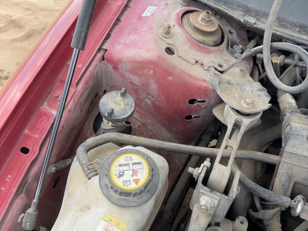 97-07 Taurus Windshield Washer Fluid Reservoir With Pump Oem Wiper Tank Sedan — photo 1