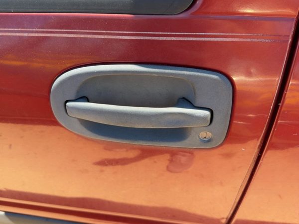 2000-2005 Chevy Venture Driver Left Front Outside Door Handle Oem 10322203 — photo 2