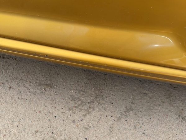 02-05 Pt Cruiser Passenger Right Front Moulding Door Trim Strip Inca Gold Py6 — photo 2