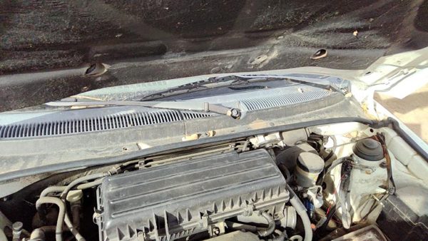 2001-2005 Kia Rio Windshield Wiper Cowl Vent Trim Panel Oem Cover — photo 4