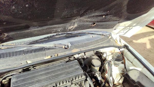 2001-2005 Kia Rio Windshield Wiper Cowl Vent Trim Panel Oem Cover — photo 5