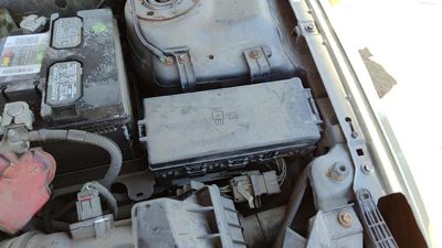 2010-2012 Ford Fusion Engine Fuse Box Power Distribution Panel Oem 2.5L