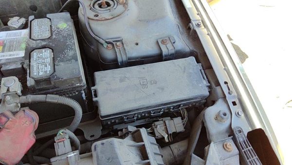 2010-2012 Ford Fusion Engine Fuse Box Power Distribution Panel Oem 2.5L — photo 2
