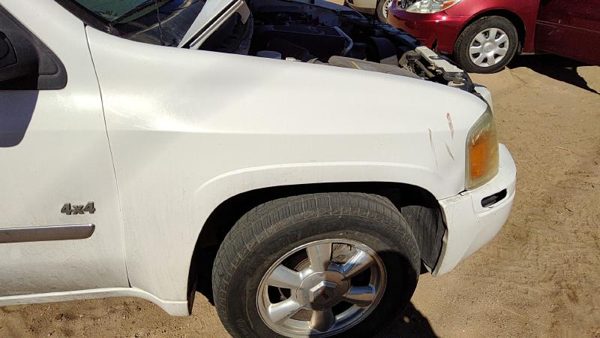 2002-2009 Gmc Envoy Passenger Right Front Fender Oem White 50U 12477996 — photo 2