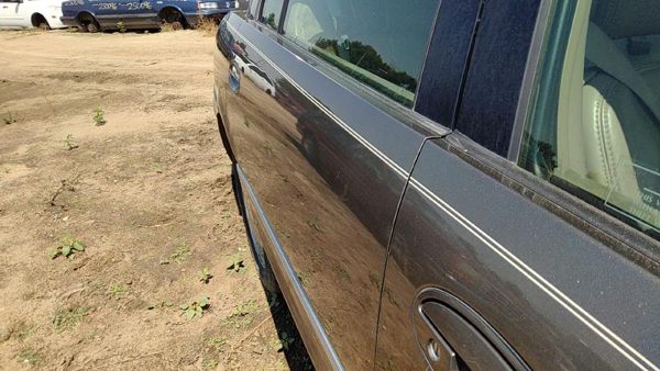 1999 Buick Park Avenue Rear Door RH Brown 76U — photo 2