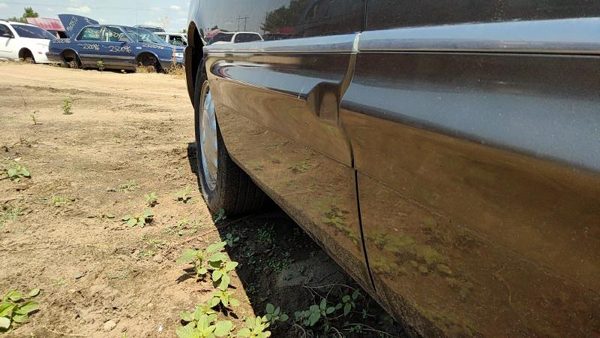 1999 Buick Park Avenue Rear Door RH Brown 76U — photo 4