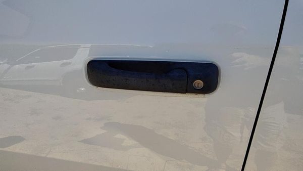 2016 Ram 1500 Outside Door Handle LH Dodge White PW7 — photo 3