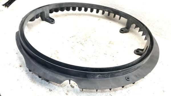 2011-2016 Ford F250 Rear Engine Cooling Fan Shroud Ring Oem 6.7L Powerstroke — photo 8