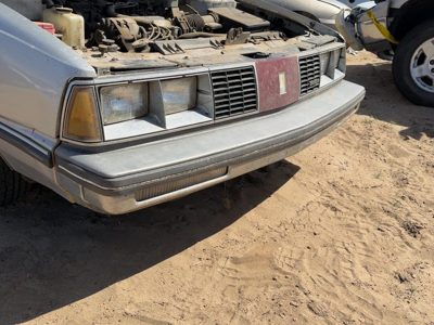 1986-1989 Olds 88 Front Bumper Cover Assembly Oem Silver 22514530