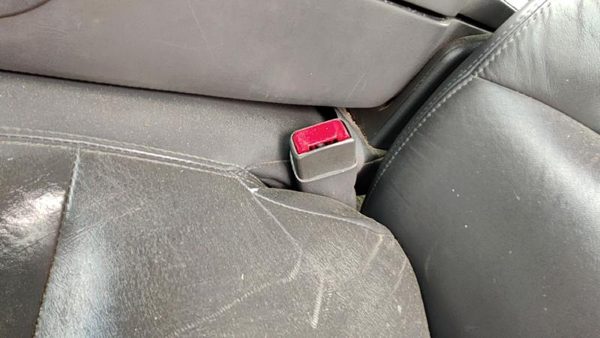 02-05 Buick Lesabre Driver Left Front Seat Belt Buckle Receiver Oem Graphite 933 — photo 3
