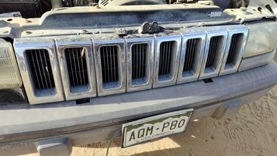 1993-1995 Jeep Grand Cherokee Front Grille Assembly Oem Chrome 55054890