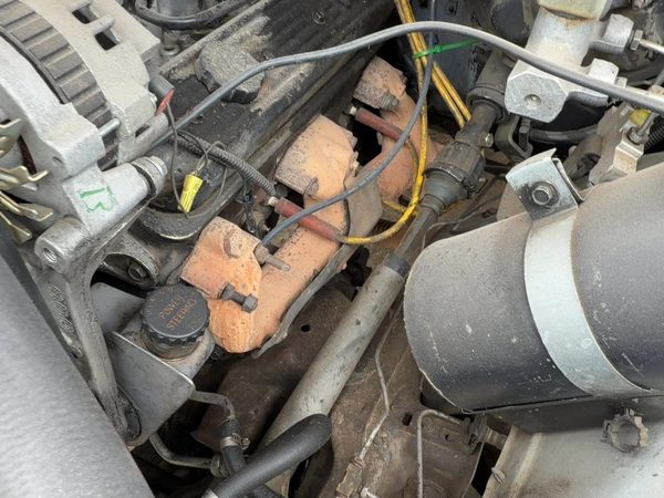 1988-1995 Chevy Silverado 1500 Driver Left Exhaust Manifold Assembly Oem 5.7L — photo 1