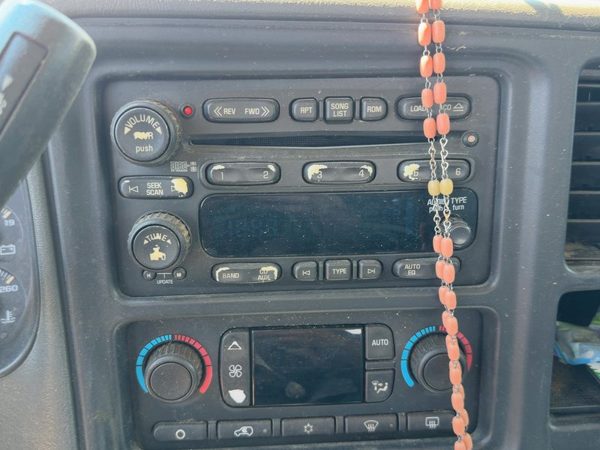 2003-2005 Chevy Suburban 1500 Stock Radio Oem Factory Stereo Cd Player 10357886 — photo 1